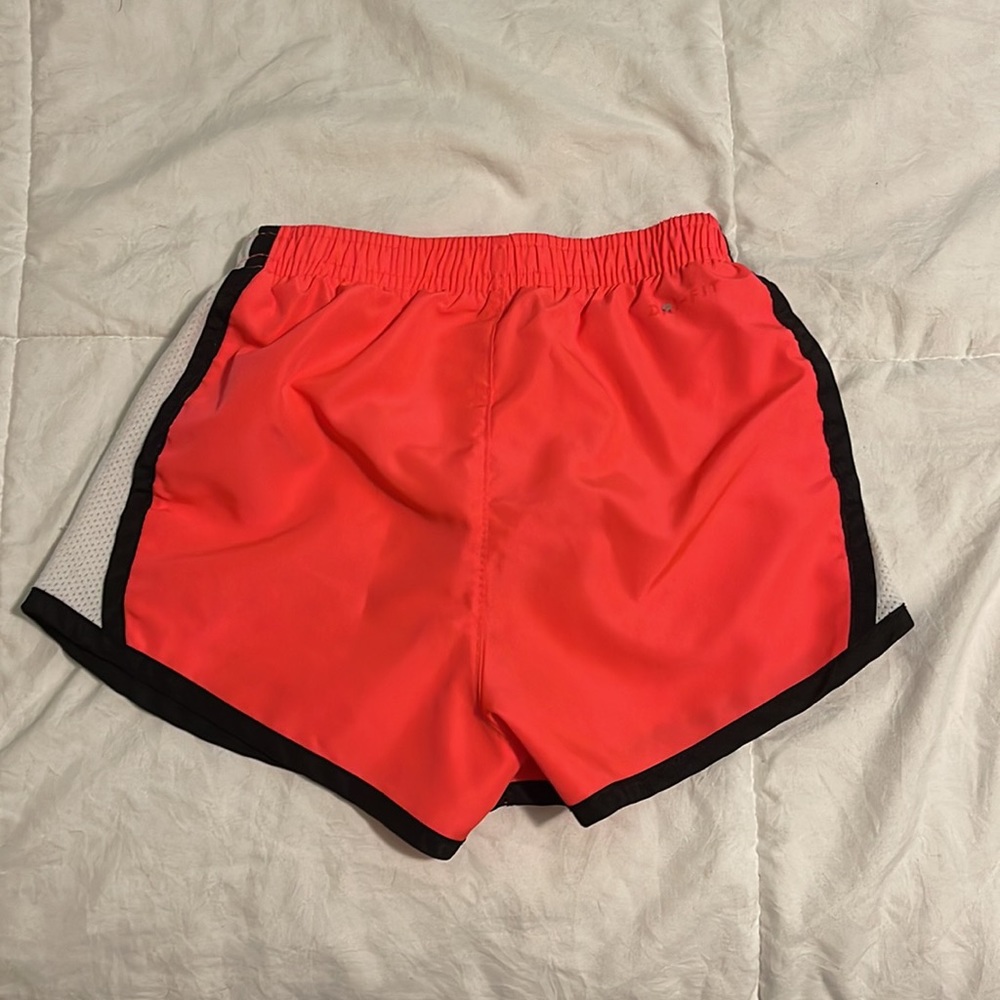 Nike Dri-Fit Short - Picture 3 of 3